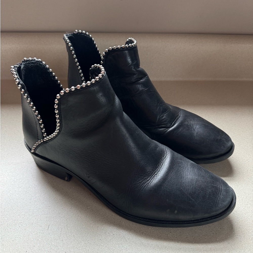 Steve Madden booties